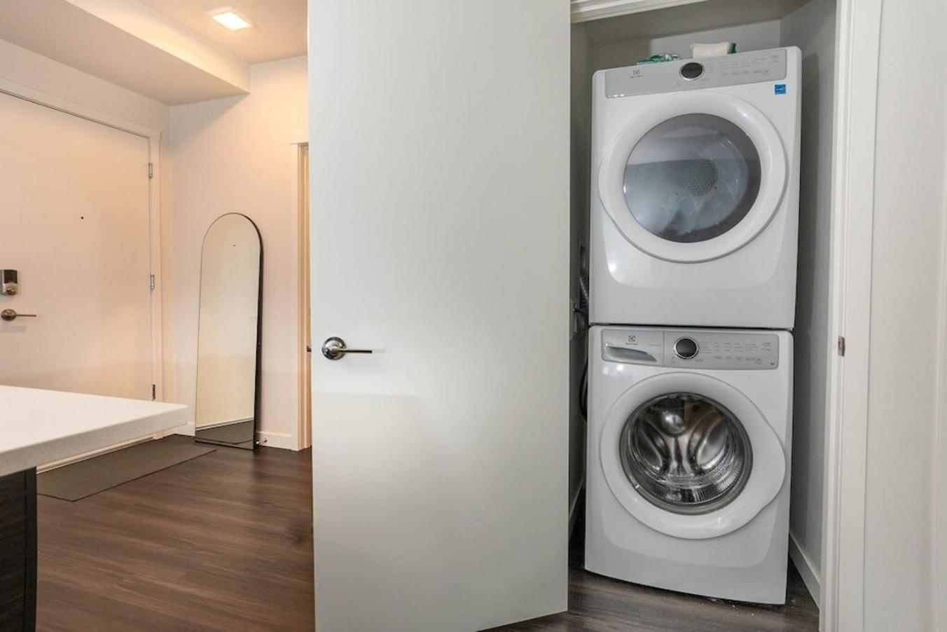 Self Check-In-Washer-Dryer-4Ksmart Tv-King Bed-Gym Tacoma Kültér fotó