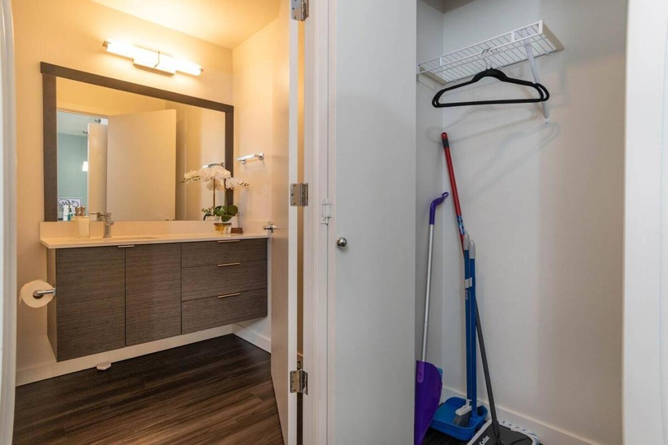 Self Check-In-Washer-Dryer-4Ksmart Tv-King Bed-Gym Tacoma Kültér fotó