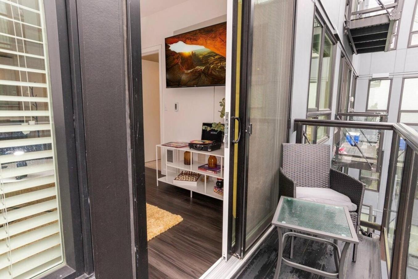 Self Check-In-Washer-Dryer-4Ksmart Tv-King Bed-Gym Tacoma Kültér fotó